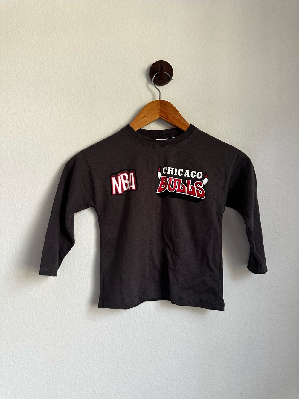 Zara NBA Chicago Bulls Kids Long Sleeve Shirt Size 3T (98cm)